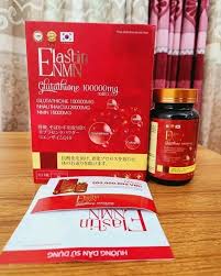 Elastin NMN Glutathione price in Bangladesh ELASTIN NMN আপনাদের পছন্দের সবচেয়ে কার্যকরী সাপ্লিমেন্ট চলে এসেছে।  ফর্সা ত্বকের জন্যে সবচেয়ে কার্যকারি সাপ্লিমেন্ট। কার্যকারিতাঃ ত্বককে উজ্জ্বল করতে সাহায্য করে। ভেতর থেকে ত্বকের পুষ্টিগুণ ও স্বাস্থ্য বৃদ্ধি করে ত্বক উজ্জ্বল করতে সাহায্য করে। দৃশ্যমান বলিরেখা বিবর্ণ হতে সাহায্য করে। ত্বক টানটান করতে সাহায্য করে। মসৃণ, নরম, ময়শ্চারাইজড আপনি যখন দেরিতে ঘুমান এবং আপনার মুখ ক্লান্ত না দেখাতে সাহায্য করে৷ ব্রণ কমাতে সাহায্য করে